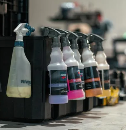 Top 10 des produits à avoir pour entretenir sa terrasse