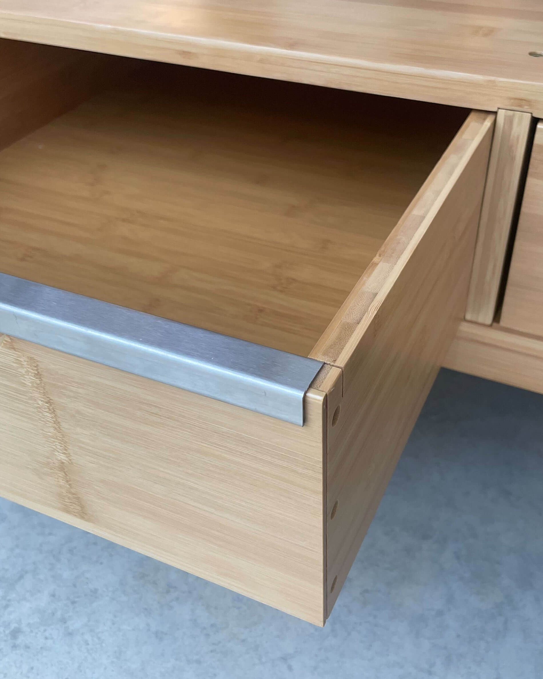 Houten trolley met lades