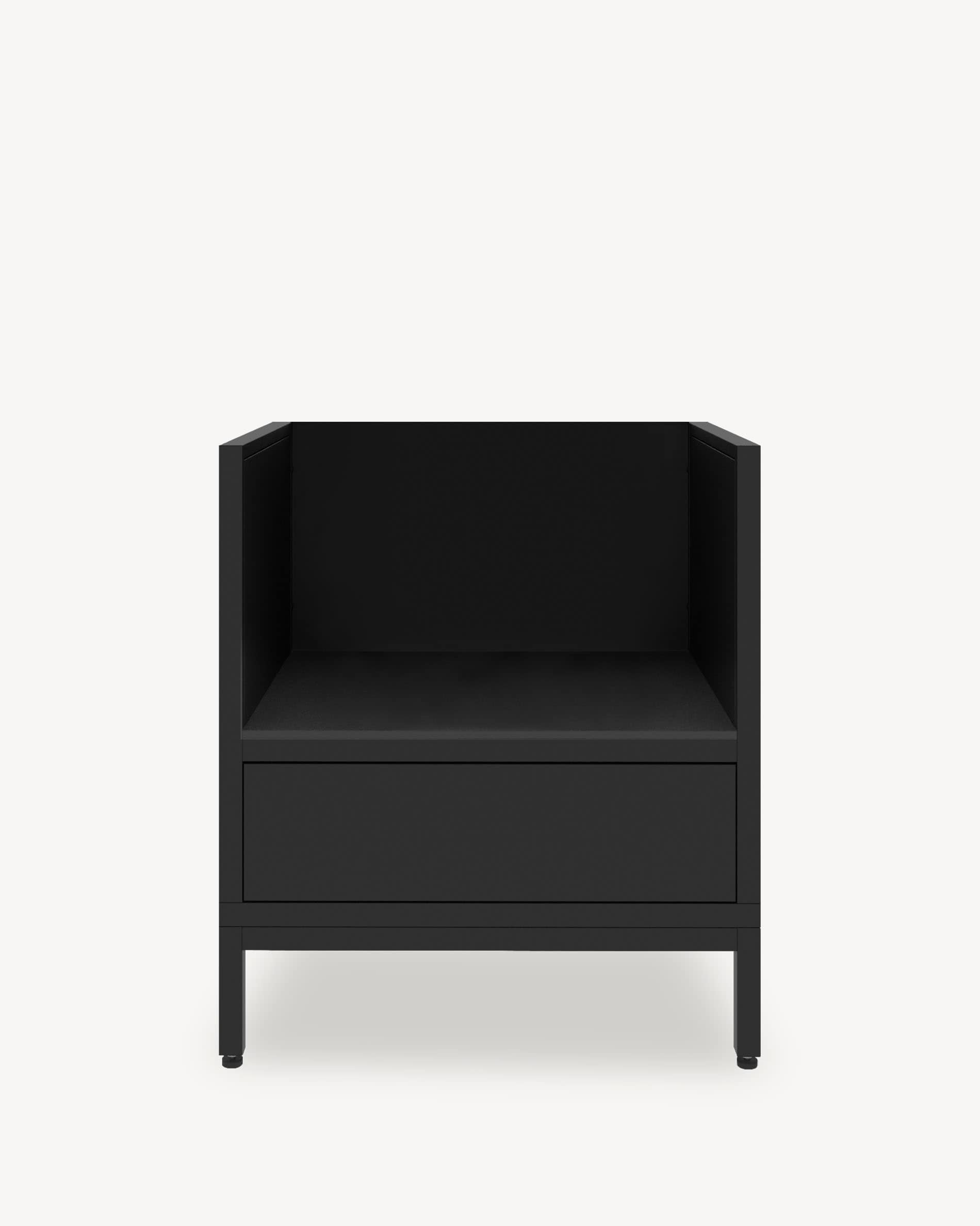 Keukenmodule op palen voor kamado, zwart meubel met gesloten opbergruimte, donker werkblad en geïntegreerde zijwanden.